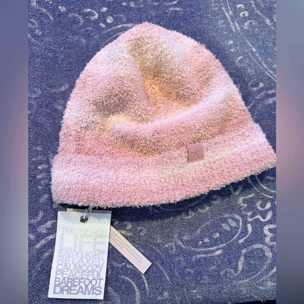 Barefoot dreams hat - Picture 2 of 5